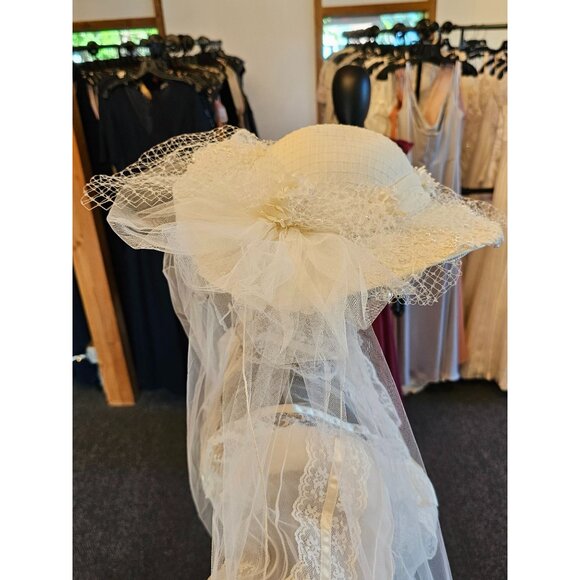 Vintage Ivory Victorian Wedding Gown/ Hat - Picture 5 of 13